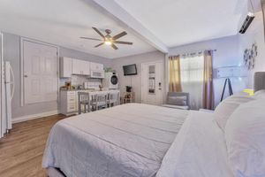 Alquiler Vacacional - St Conrad Bungalow House