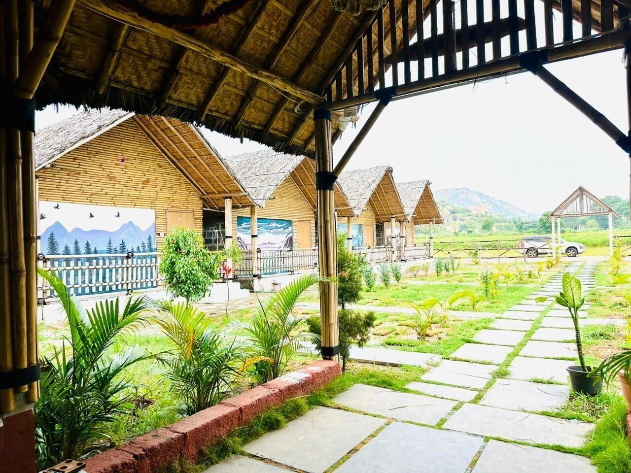 Comodidades del Alojamiento Bliss Hampi Eco Resort