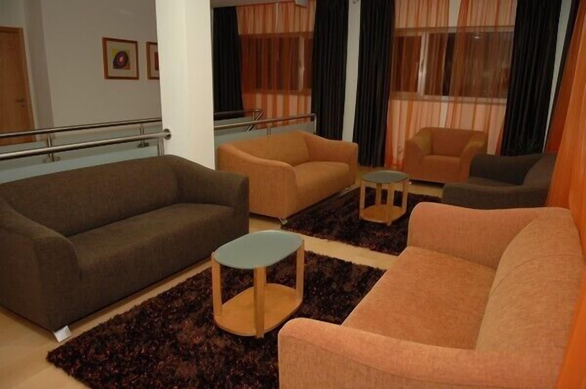 Vista Lobby Hotel Albergaria Borges