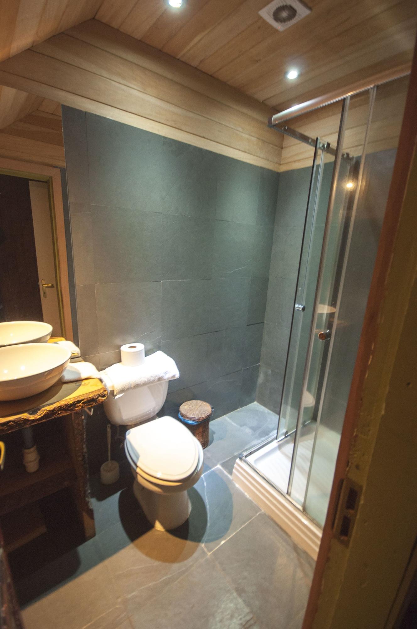 Equipamiento de Habitación Hostal La Nuez