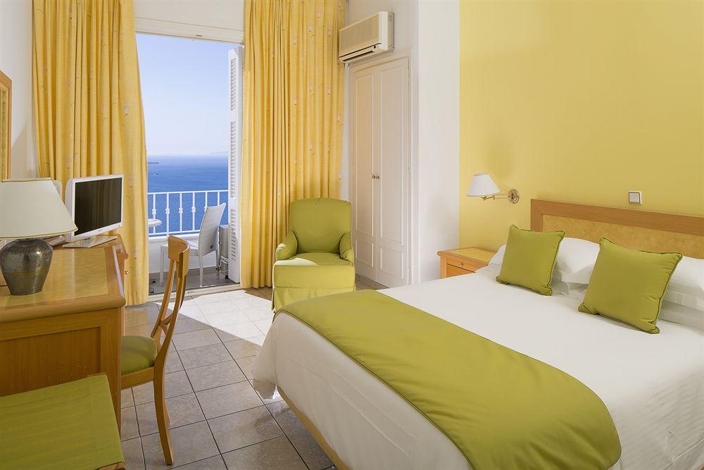 Habitación Atlantis Hotel