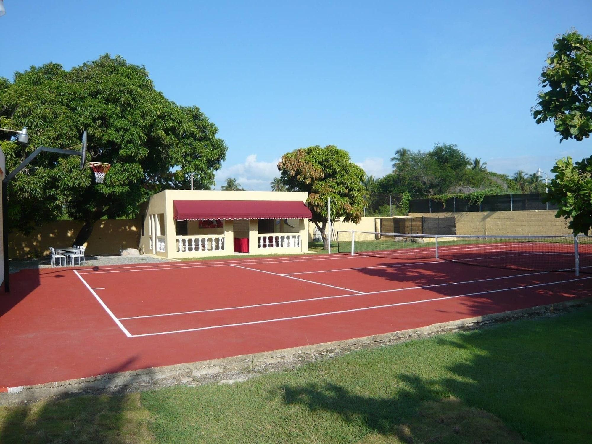 Instalaciones Recreativas Bed And Breakfast In Luxury Villa With 2 Pools