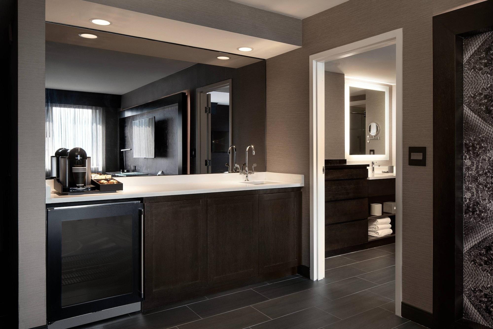 Bar/Salón The Clancy, Autograph Collection by Marriott