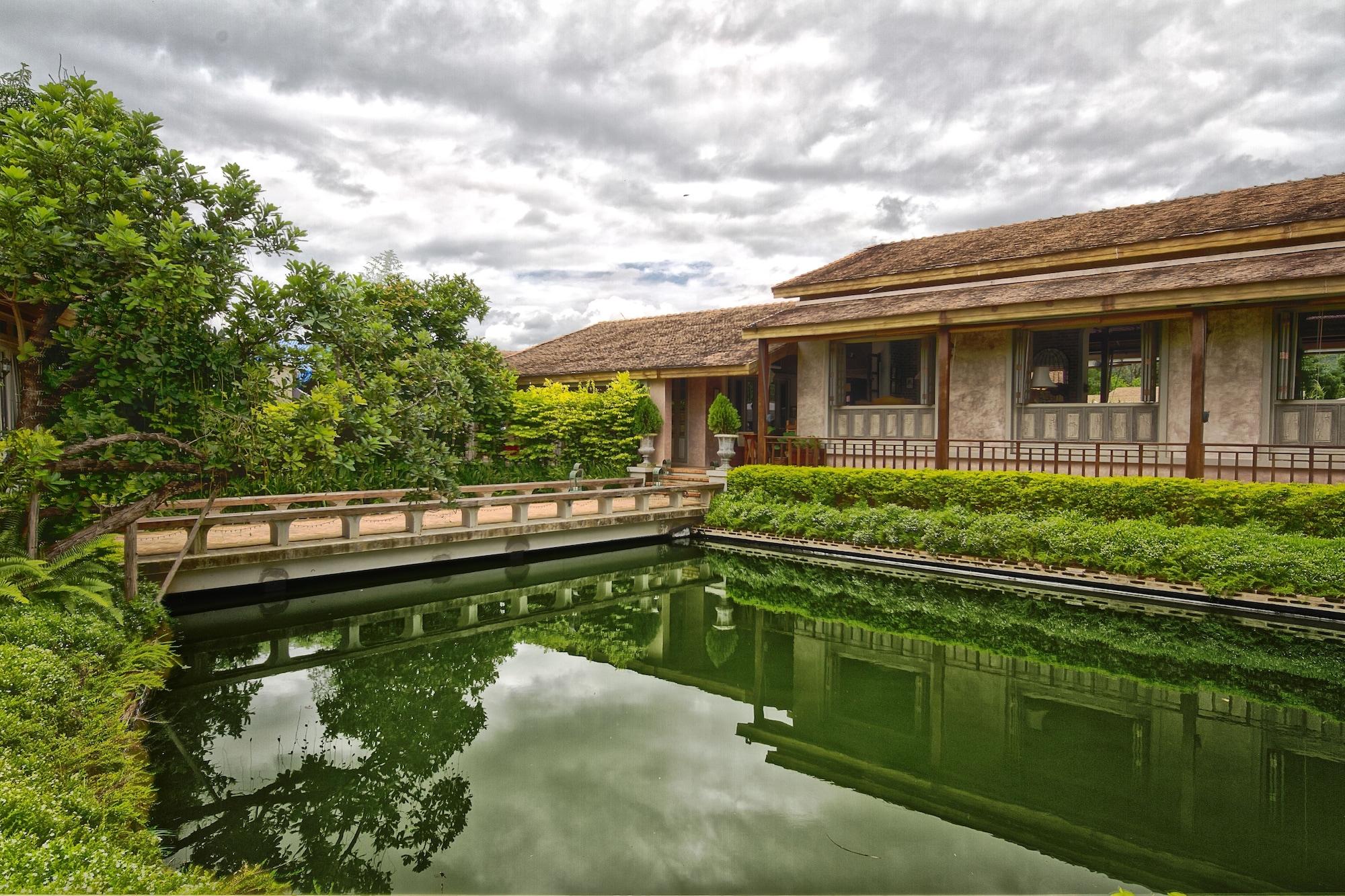 Vista Exterior Reverie Siam Resort