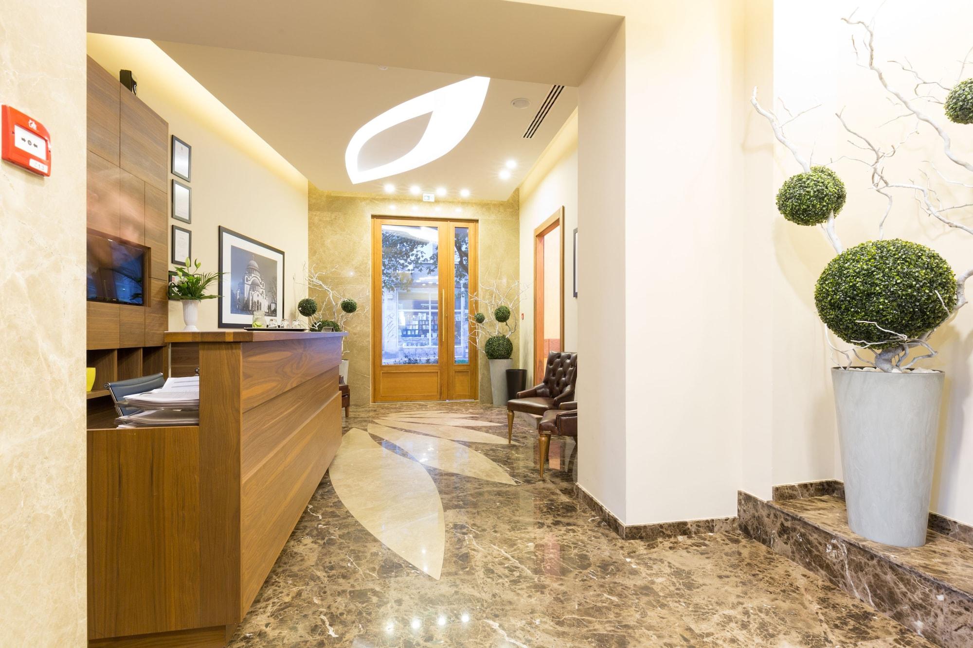 Vista Lobby Hotel City Savoy