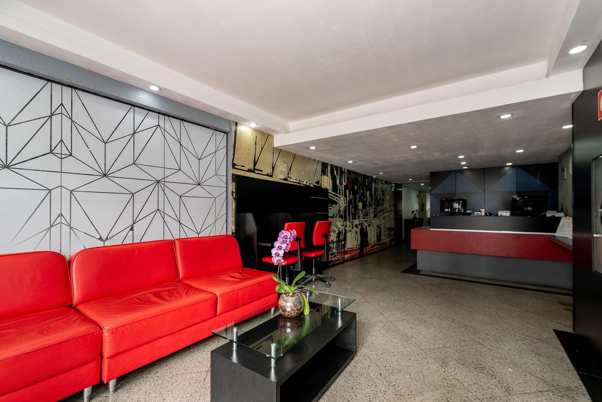 Vista Lobby Metropolitan Flats