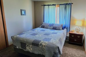 Alquiler Vacacional - Spacious home nestled in a quiet area and close to Pictured Rocks attractions.