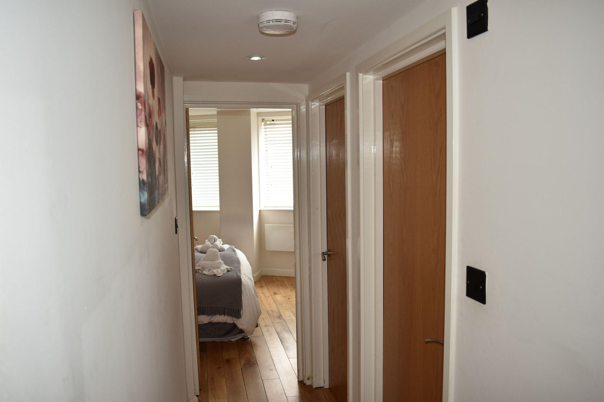 Vista Lobby Luxlogic