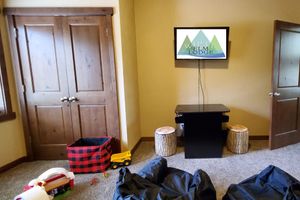 Alquiler Vacacional - Family fun for all ages. Hot Tub, Bikes, Arcade, Private, Pets ok, SHARC, AC.