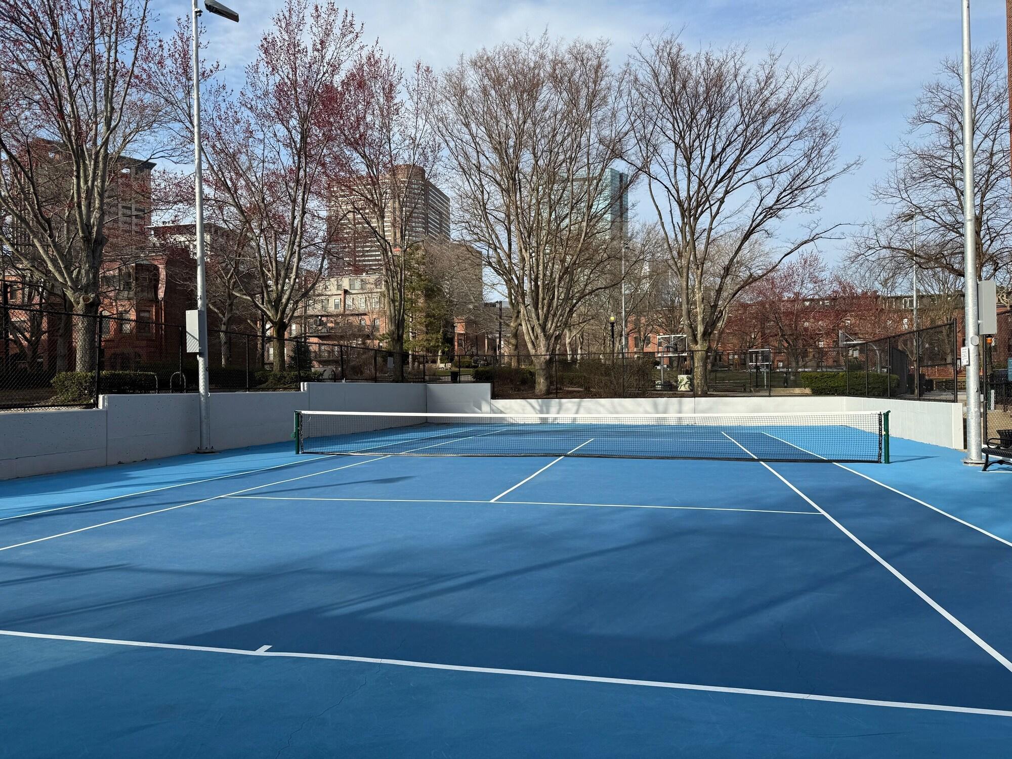 Instalaciones Recreativas Clarendon Square