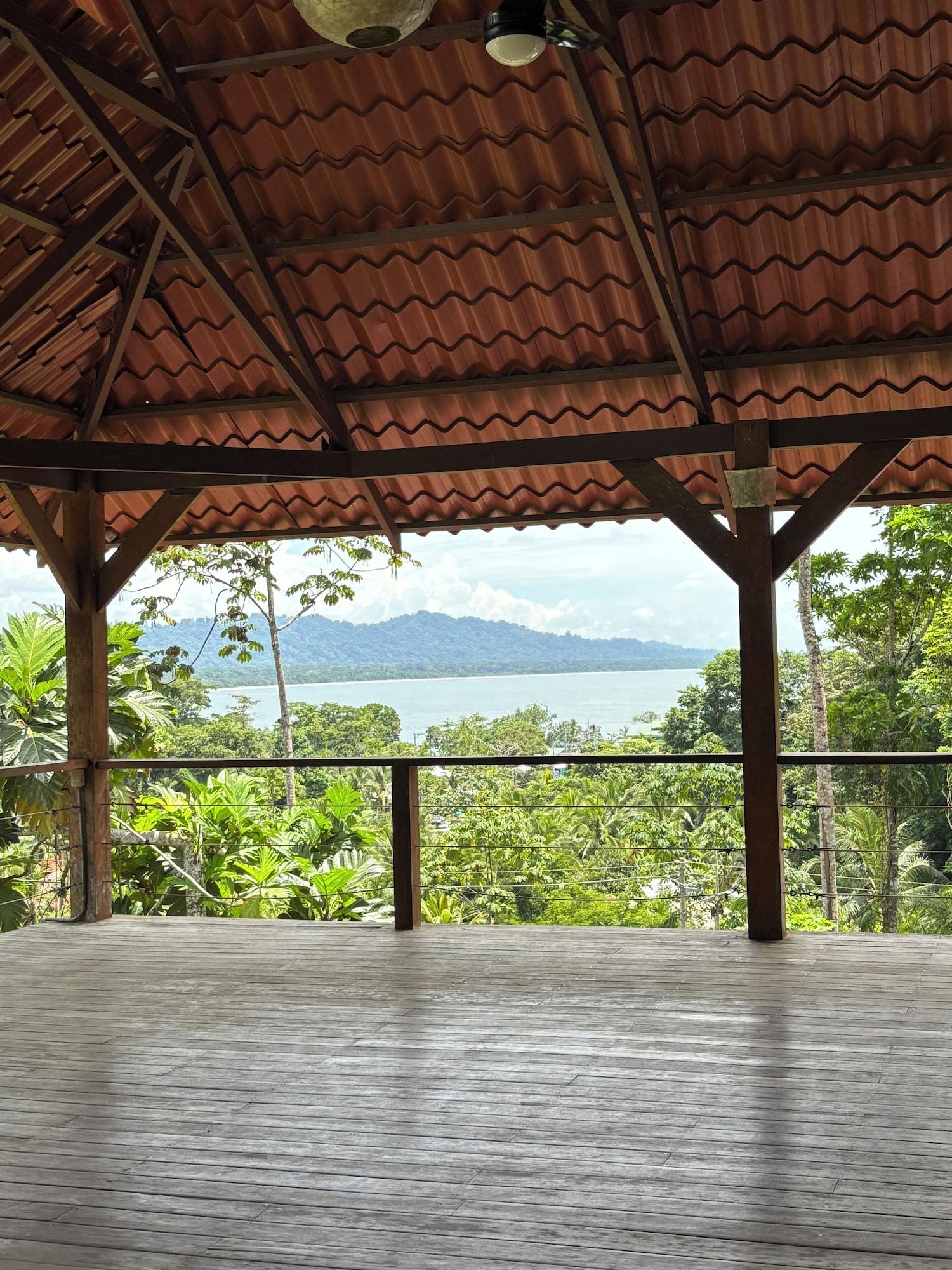 Gimnasio Svastha Yoga & Ayurveda Cafe