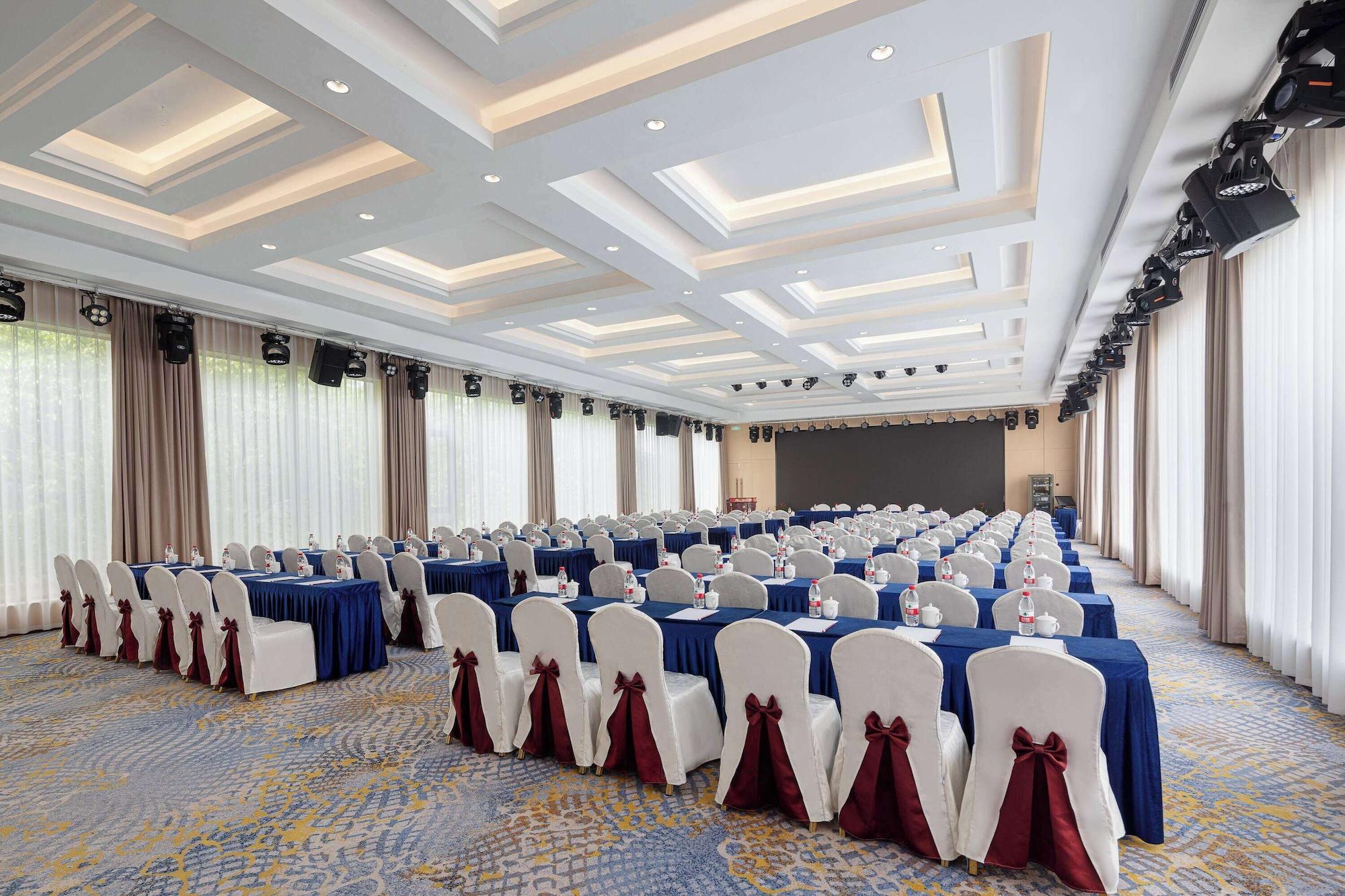 Sala de Reuniones Days Hotel BY Wyndham Hengyang Nanyue