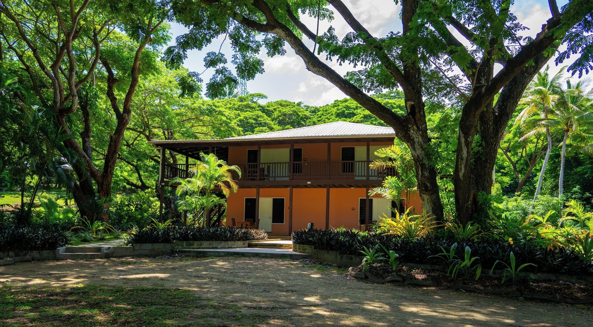 Vista Exterior Musket Cove Island Resort & Marina