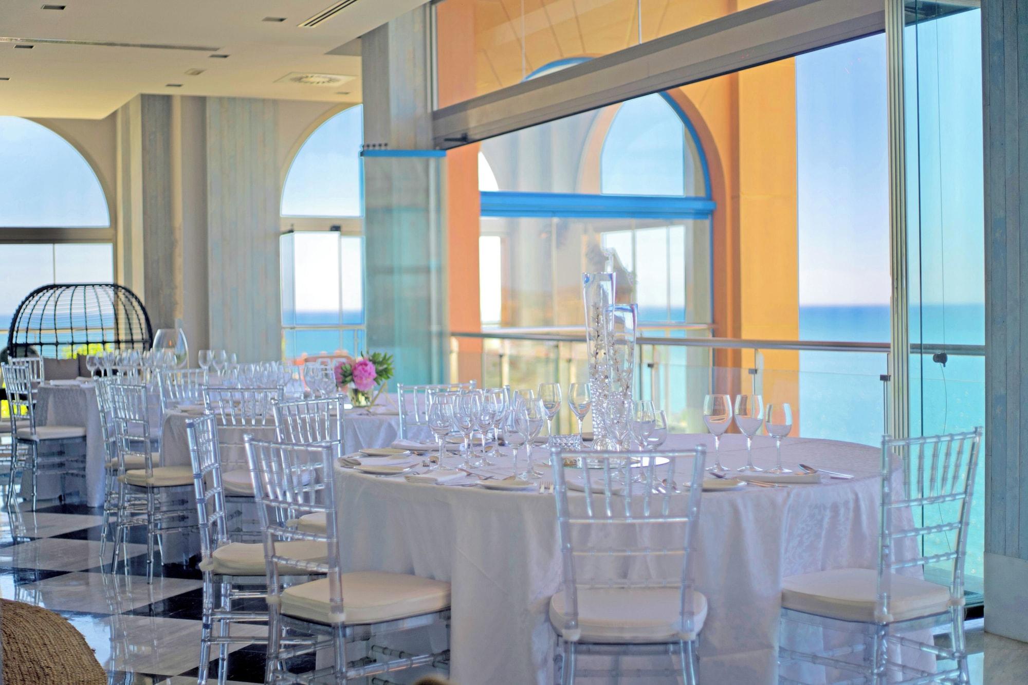 Restaurant Casamaïa Apartments, Affiliated by Meliá