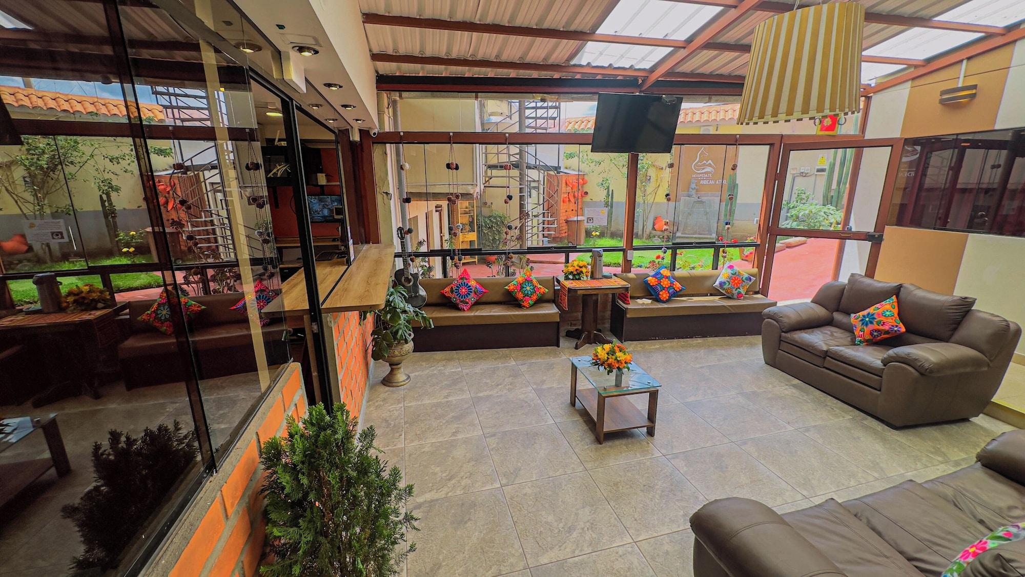 Varios Andean Atoq Hostel