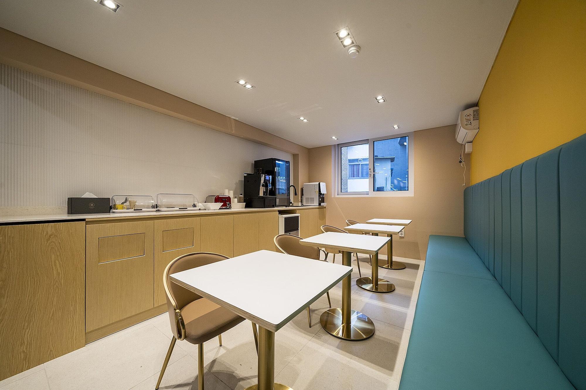 Restaurant Browndot Hotel Namchuncheon