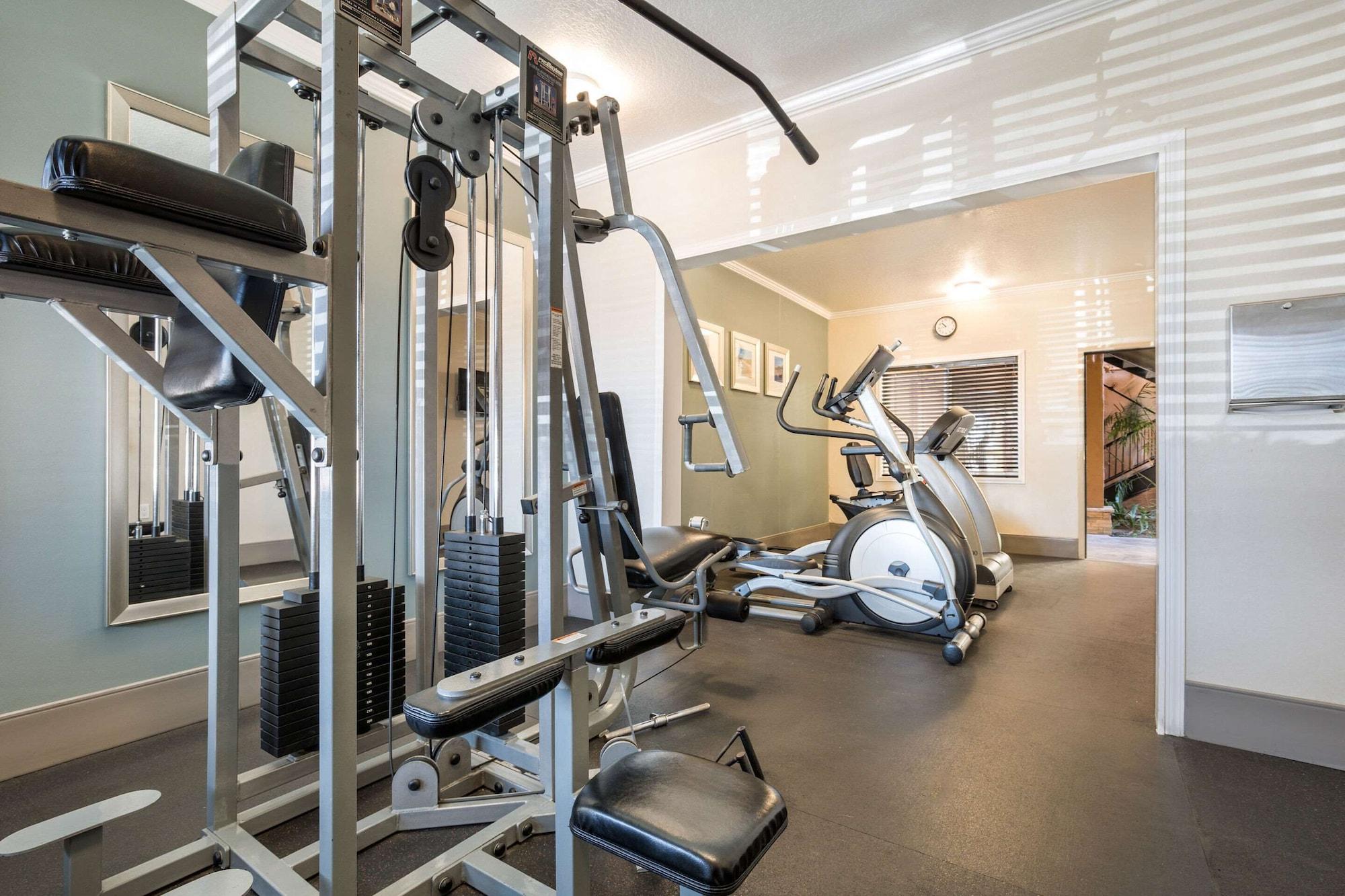 Gimnasio MainStay Suites John Wayne Airport by Choice Hotels