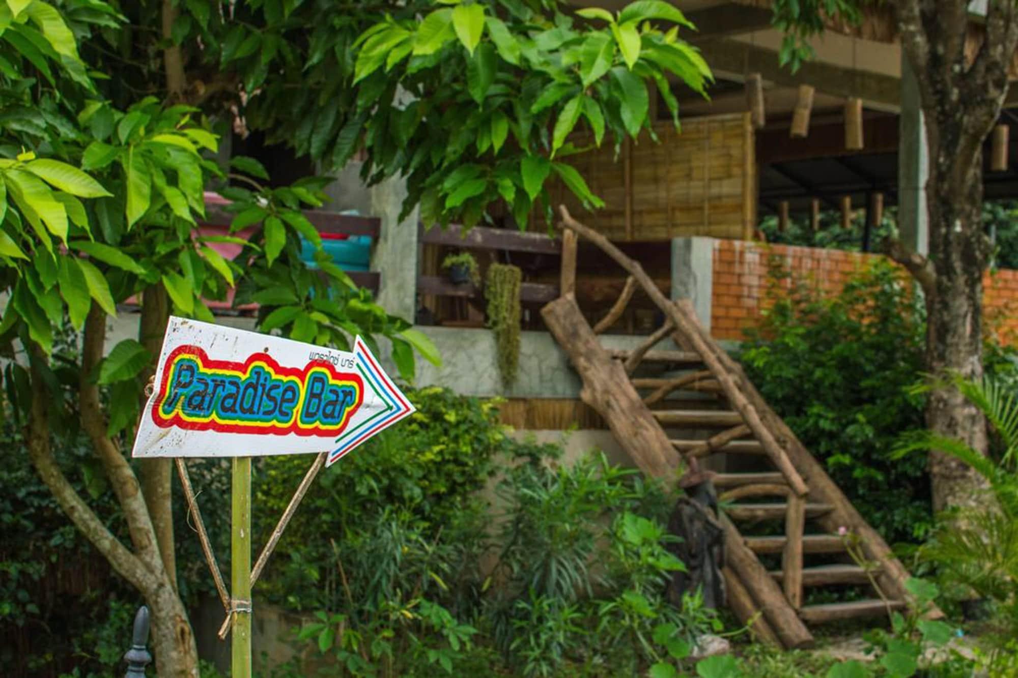 Bar/Salón Pai Backpackers Paradise - Adults Only