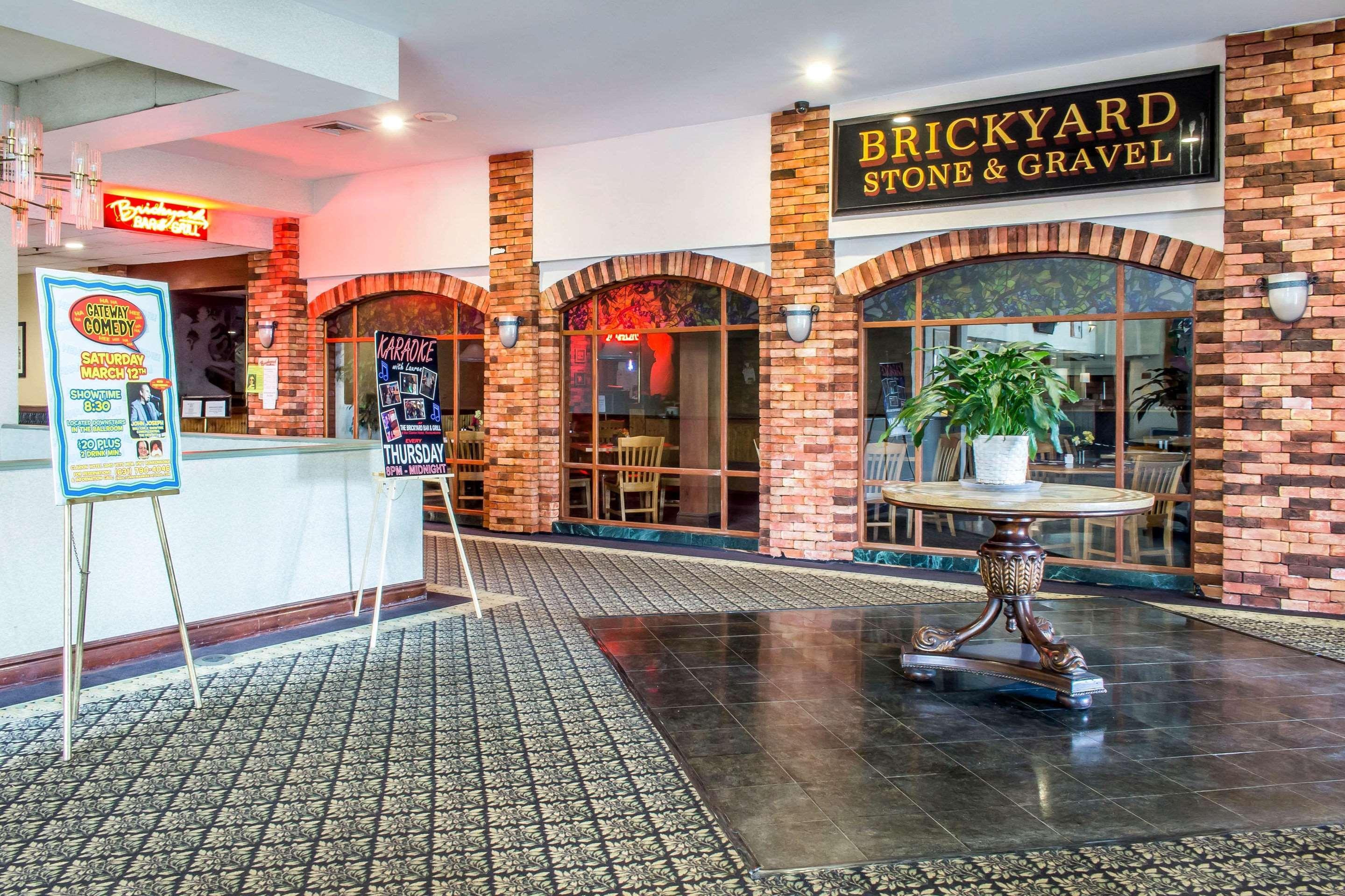 Restaurant Clarion Conference Ronkonkoma Macarthur Airport