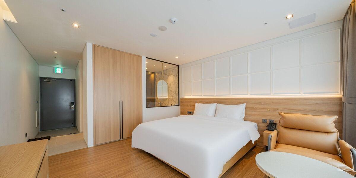 Varios THE HOUND HOTEL BANDALISLAND 2