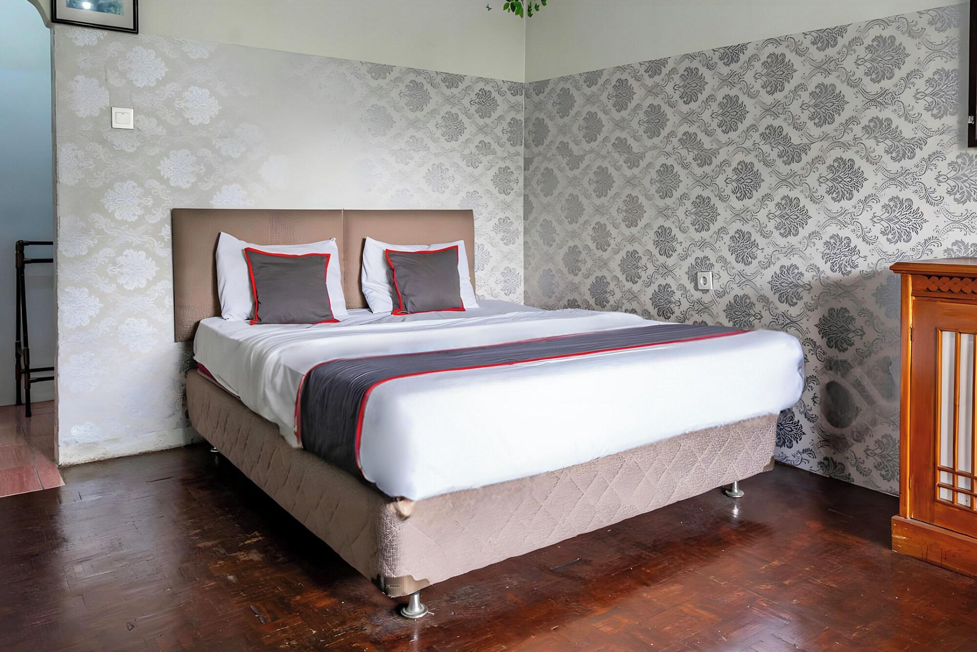 Habitación Capital O 93733 Hotel Linggarjati Kuningan