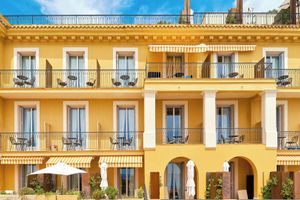 Paquete - Hôtel La Pérouse Nice