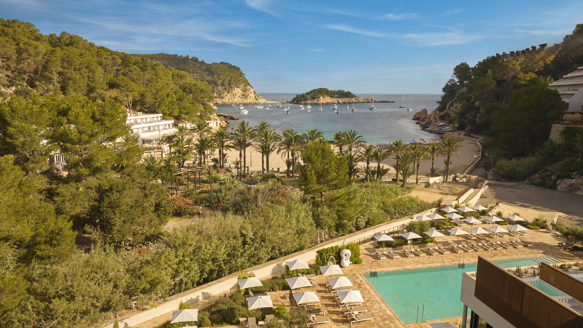 Vista Exterior The Club Cala San Miguel Hotel Ibiza,Curio Collect
