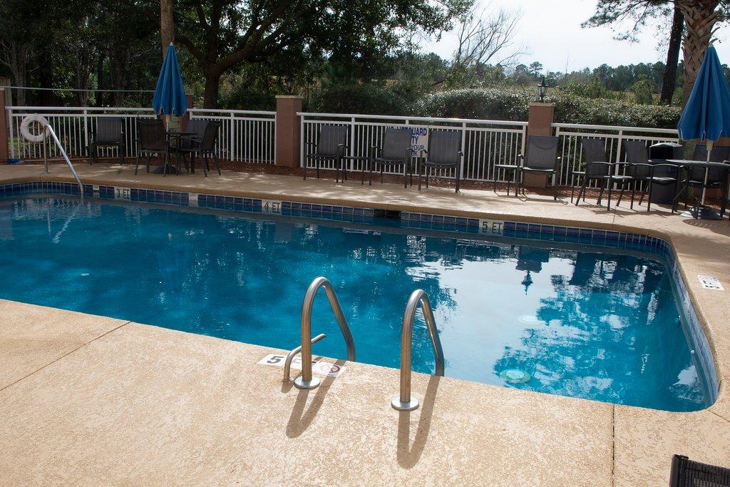 Vista Piscina Okatie Hilton Head Hotel