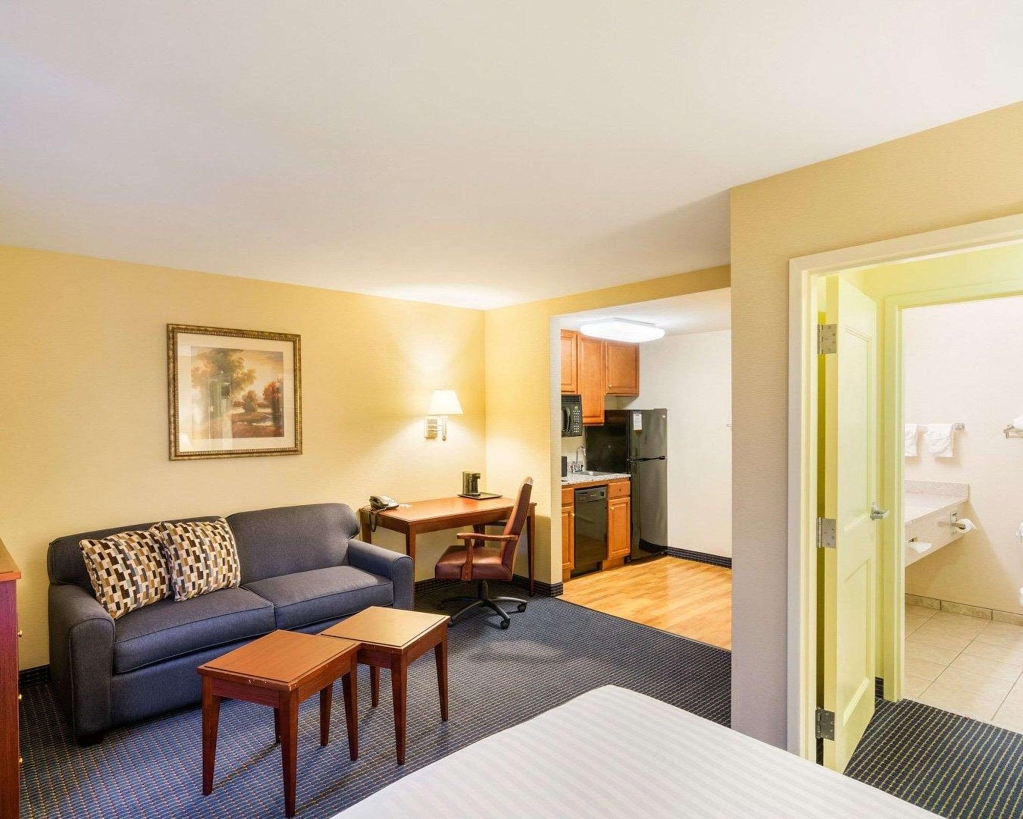 Habitación MainStay Suites Dover