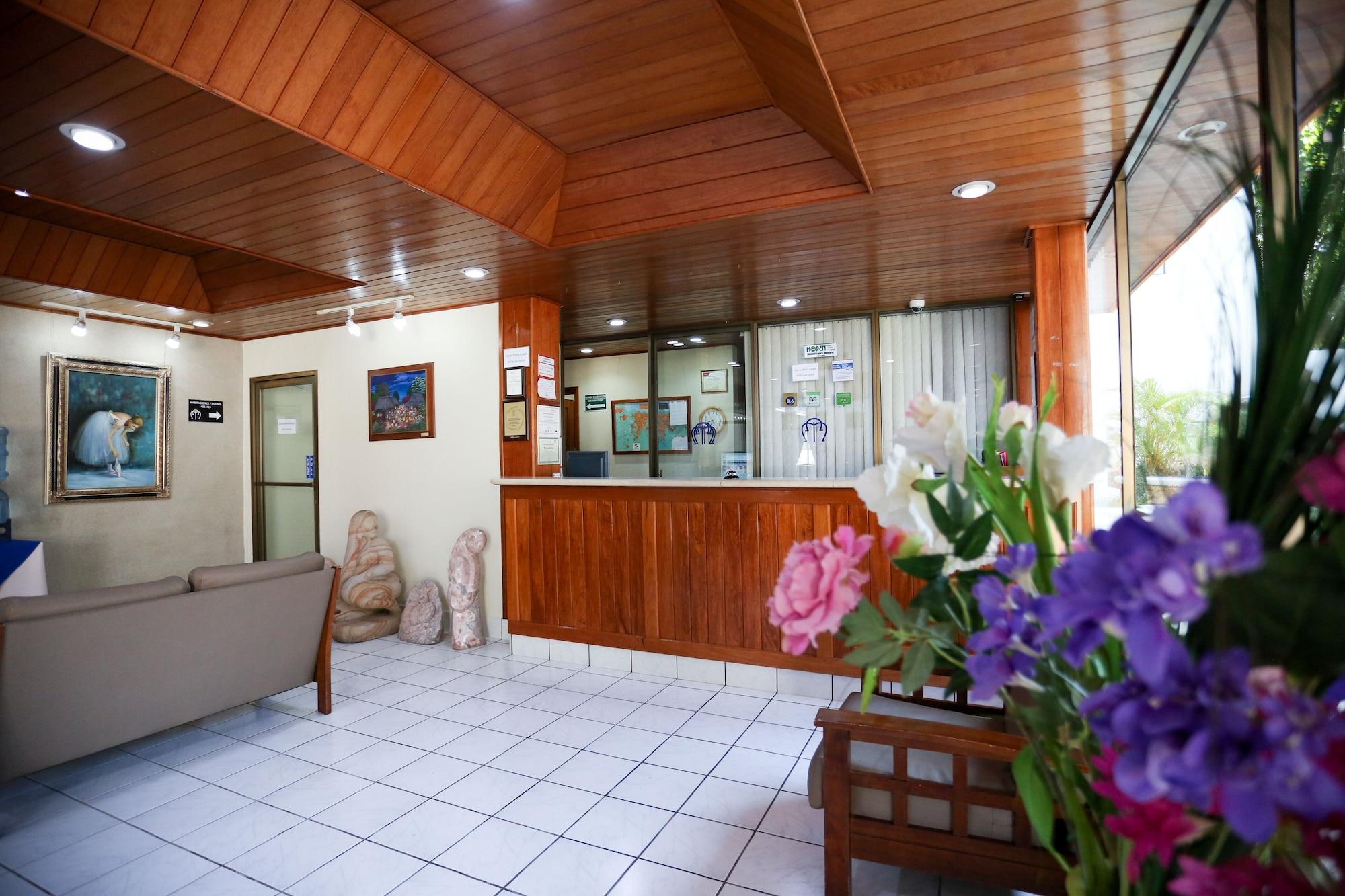 Vista Lobby Hotel Mansion Teodolinda