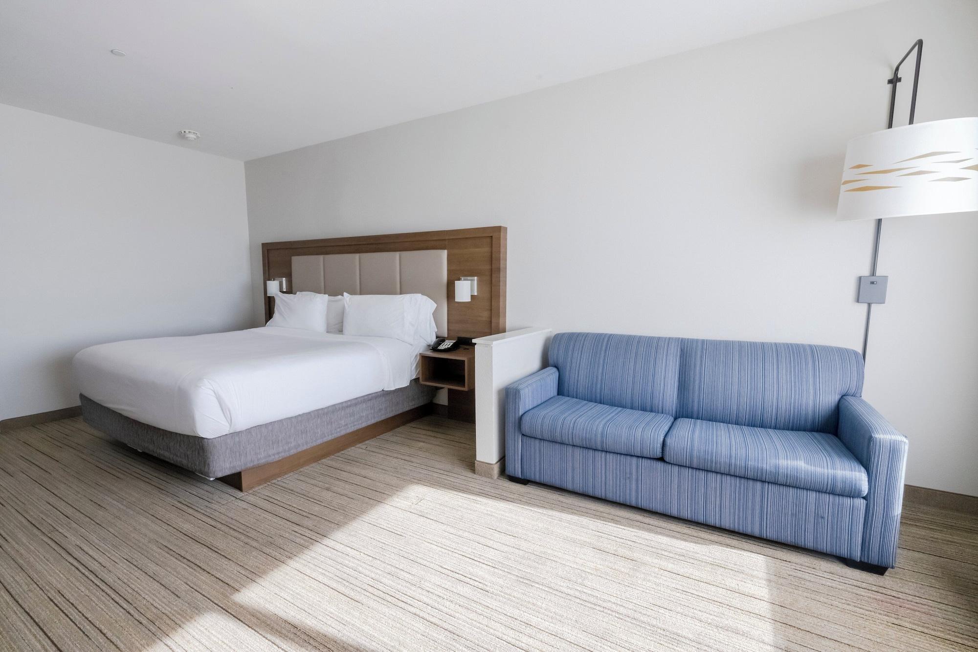 Habitación Holiday Inn Express & Suites Dallas Northeast - Arboretum by IHG