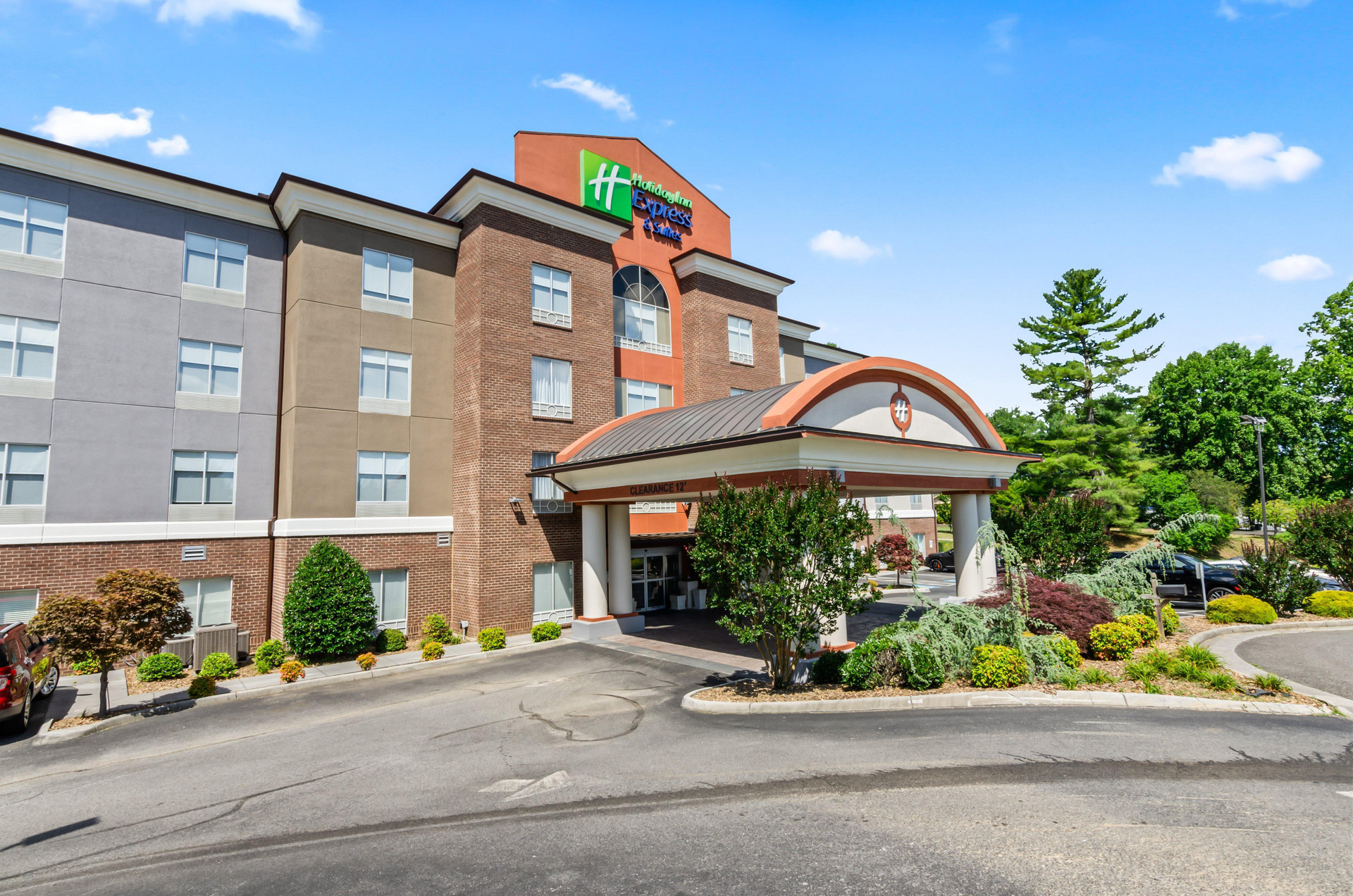 Vista Exterior Holiday Inn Express and Suites Wytheville by IHG