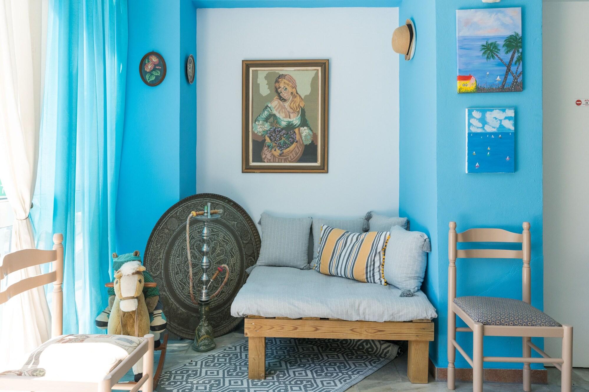 Vista Lobby Poseidon Apartments