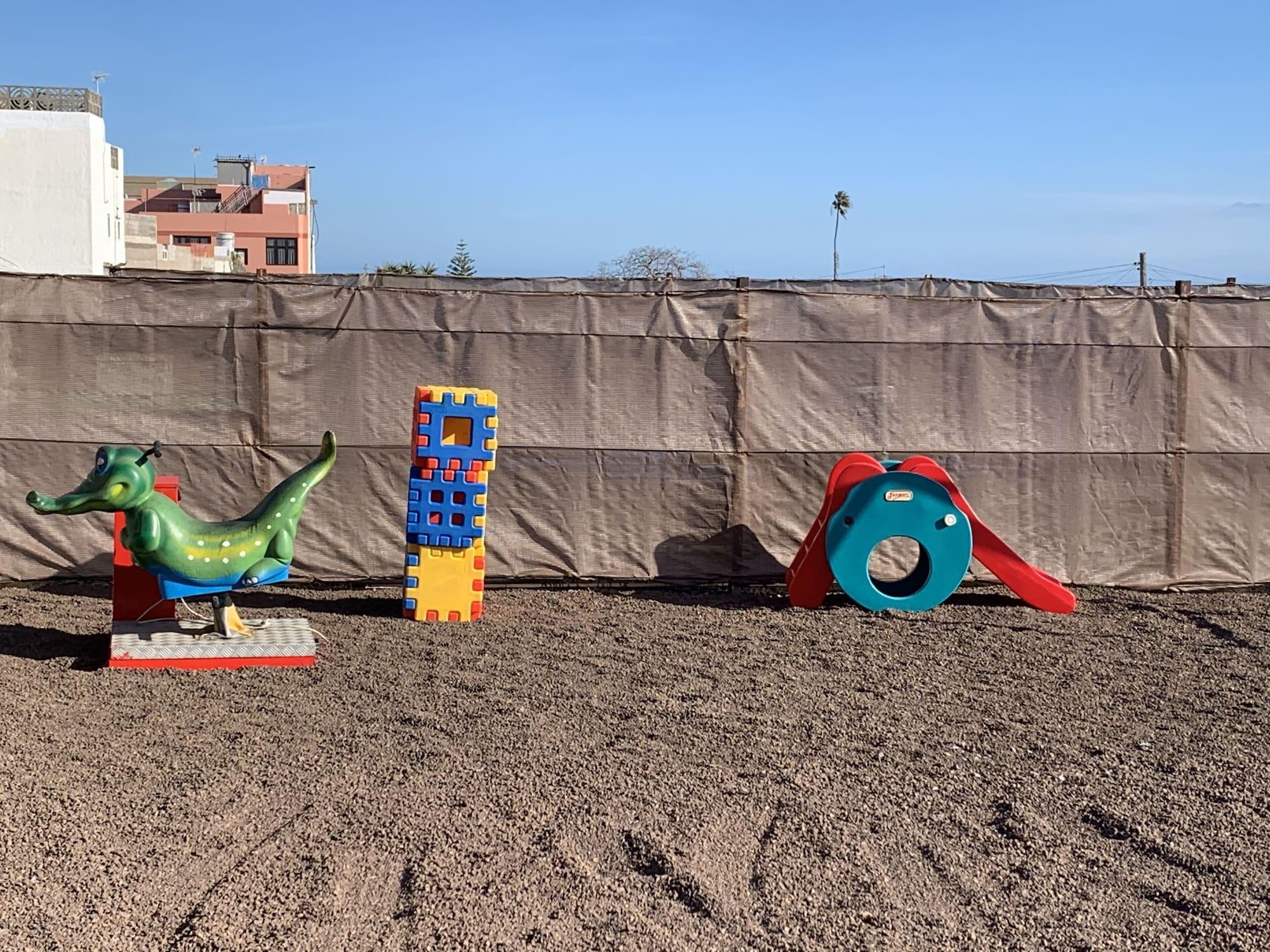 Instalaciones Recreativas Valtisya House Pool & Airport