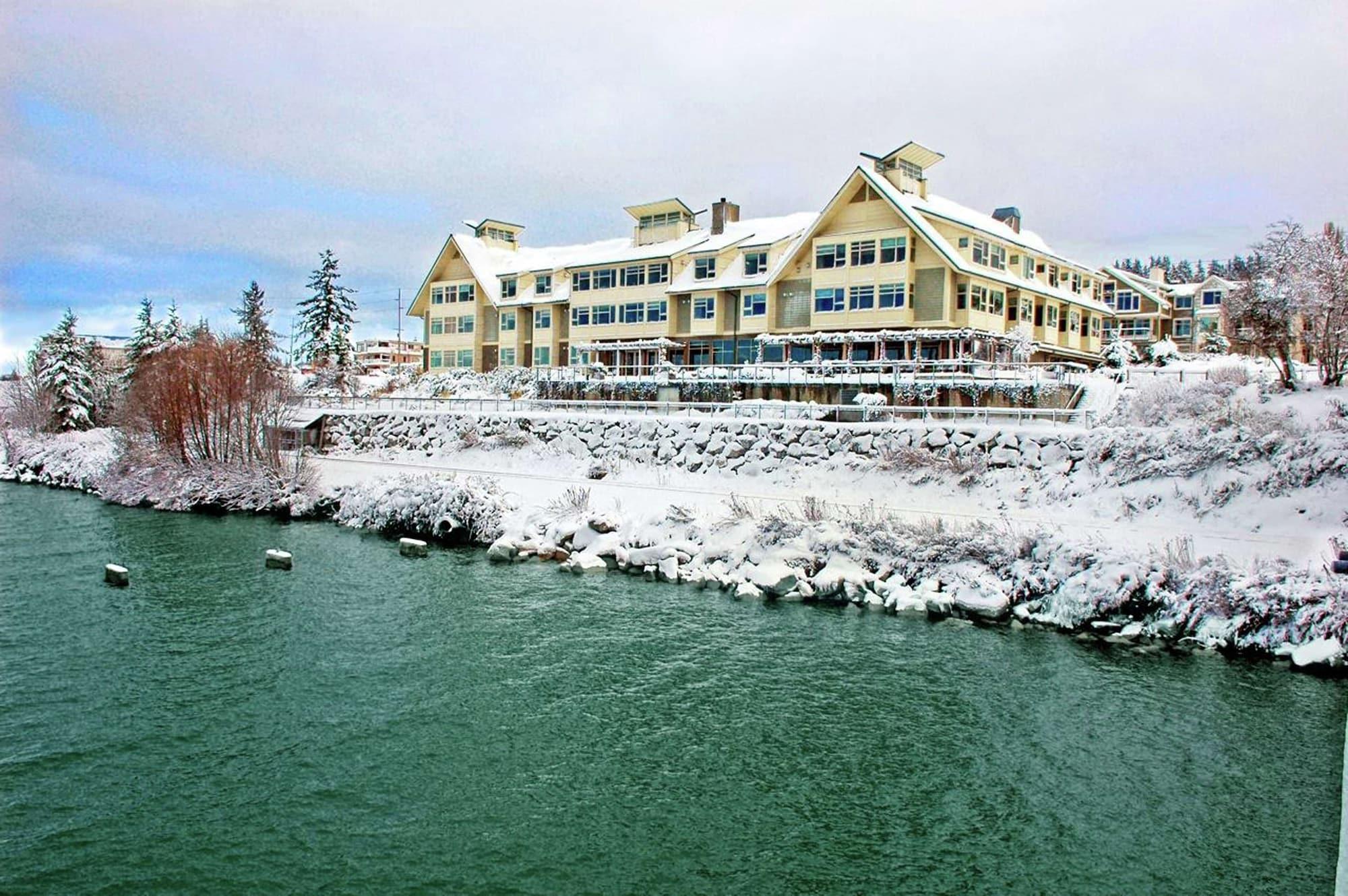 Playa Chrysalis Inn & Spa Bellingham, Curio Collection by Hilton