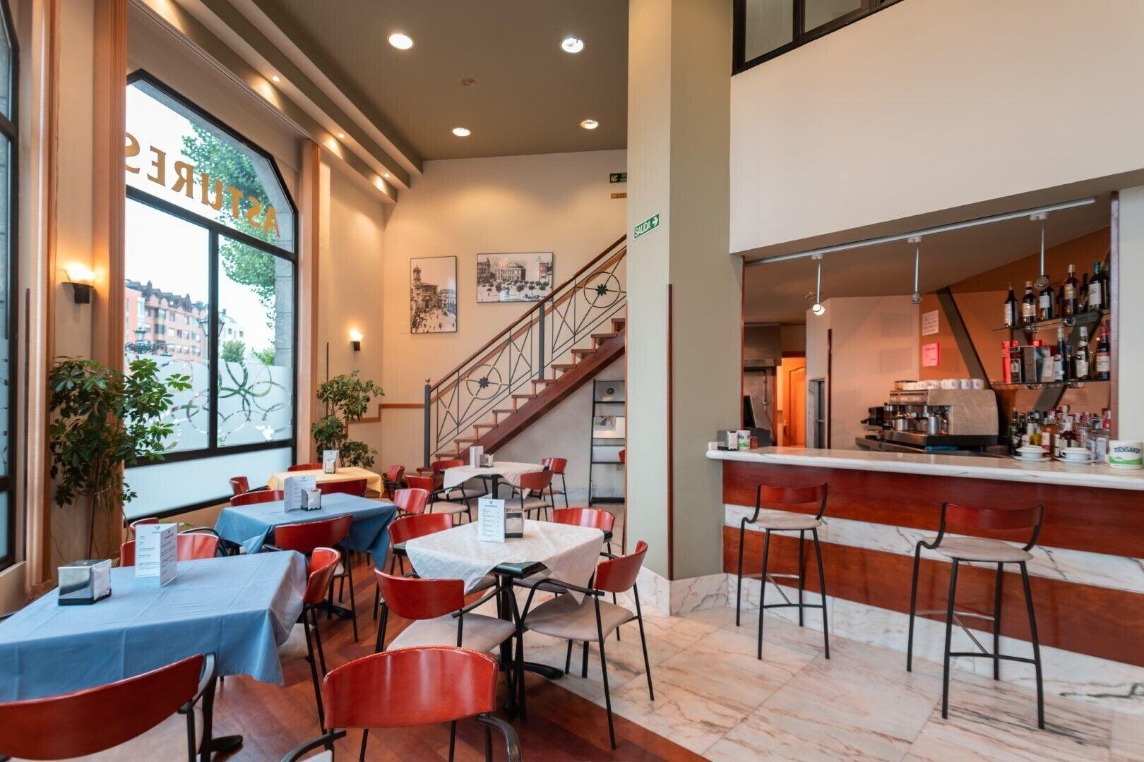 Bar/Salón Hotel Astures