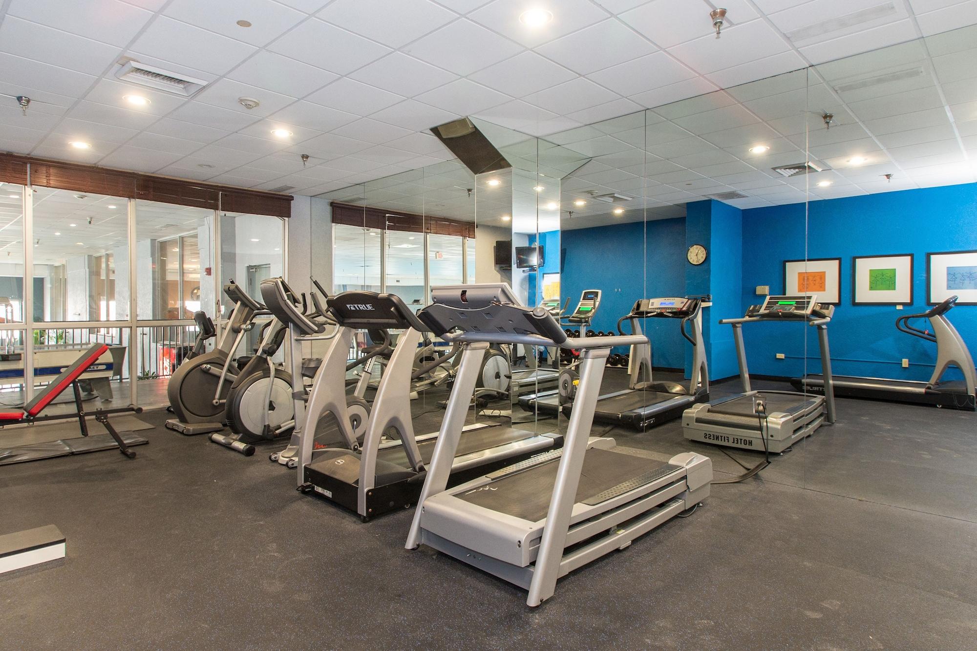Gimnasio Best Western Plus Strongsville Cleveland