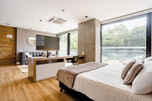 Alquiler Vacacional - Beautiful Balcony Apartment with A/C in El Poblado!