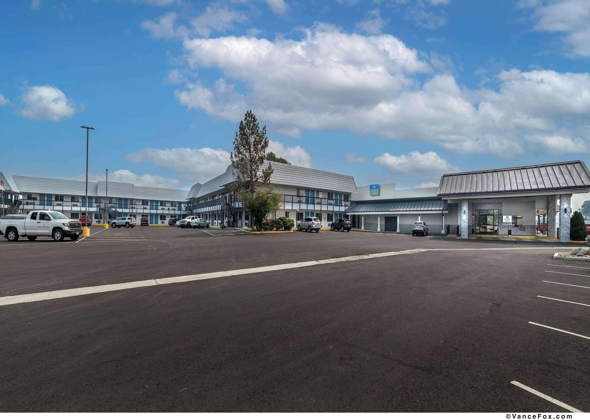 Vista Exterior Surestay Hotel by Best Western Lovelock
