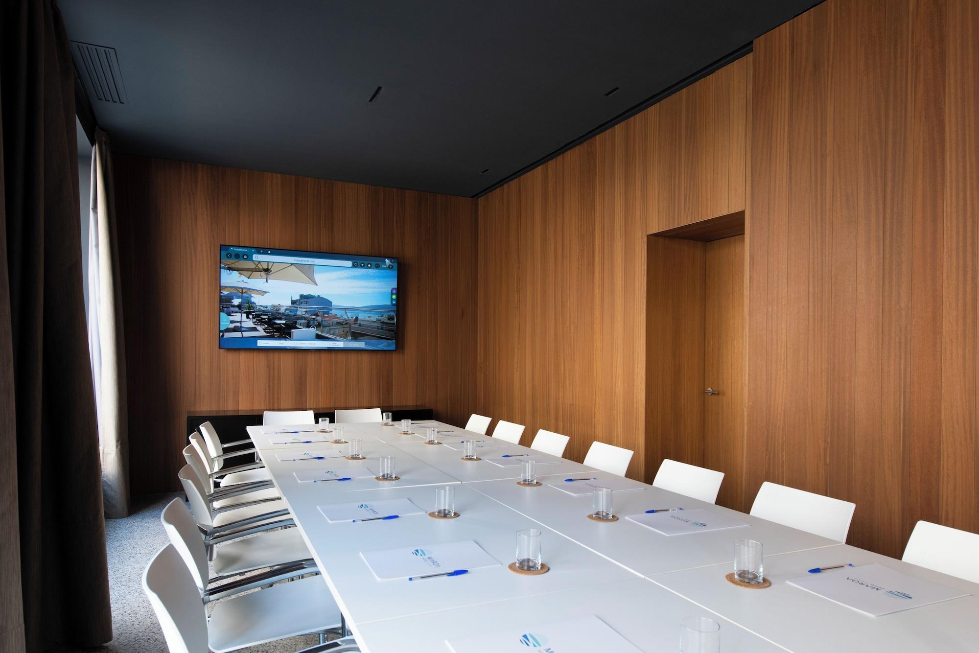 Sala de Reuniones Maroa Hotel