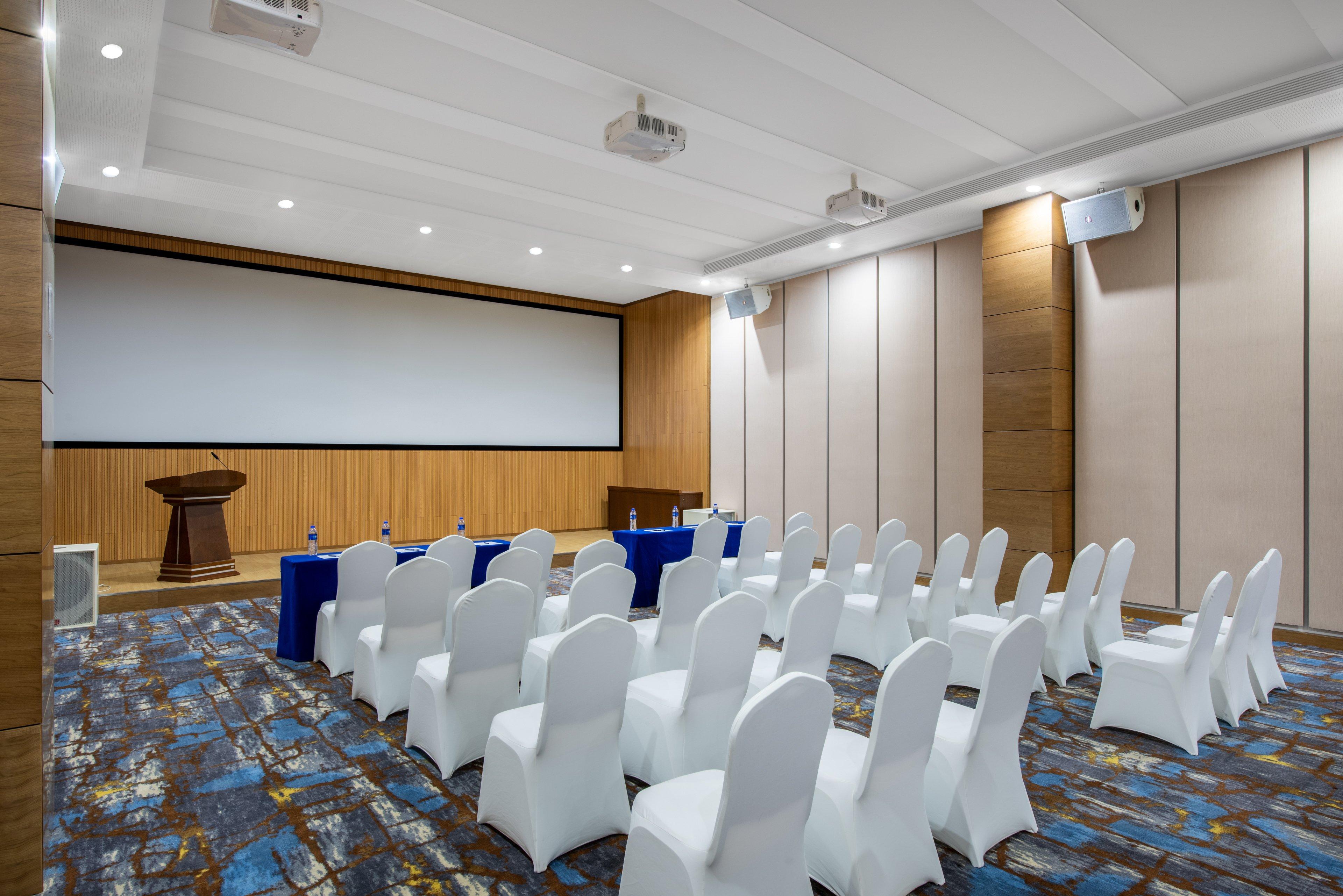 Centro de Negocios Holiday Inn Express Ordos Dongsheng