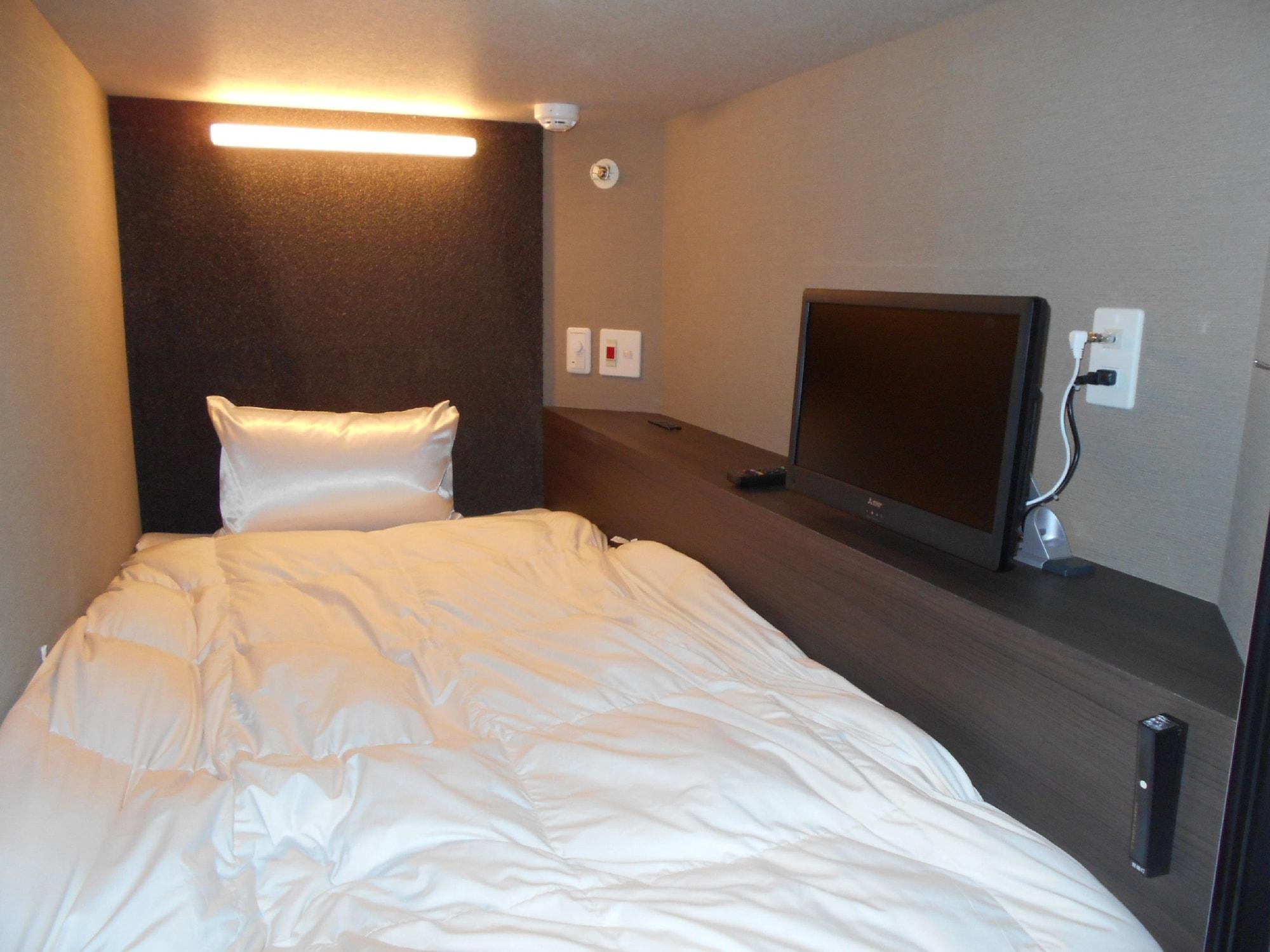 Habitación Bizcourt Cabin Susukino - Caters to Men