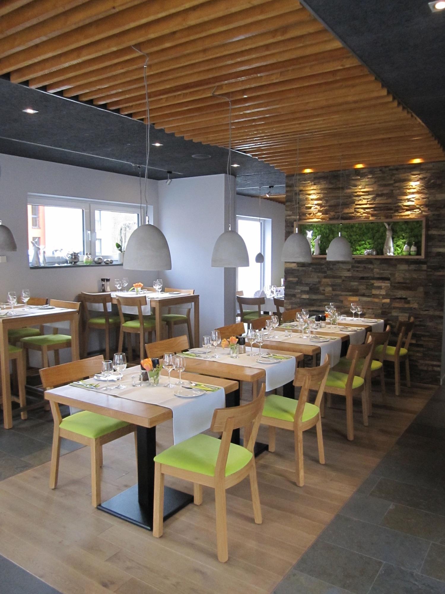 Restaurant Johannishof Wine-Cafe & Guesthouse