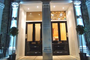 Alojamiento - Hotel 65 & Annexes