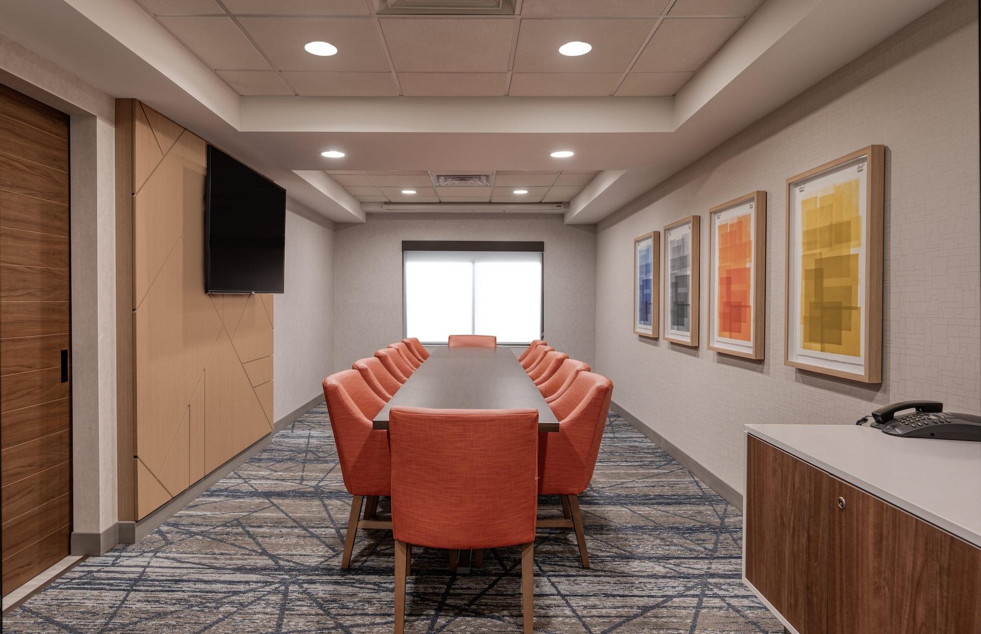 Sala de Reuniones Holiday Inn Express & Suites Wadsworth by IHG