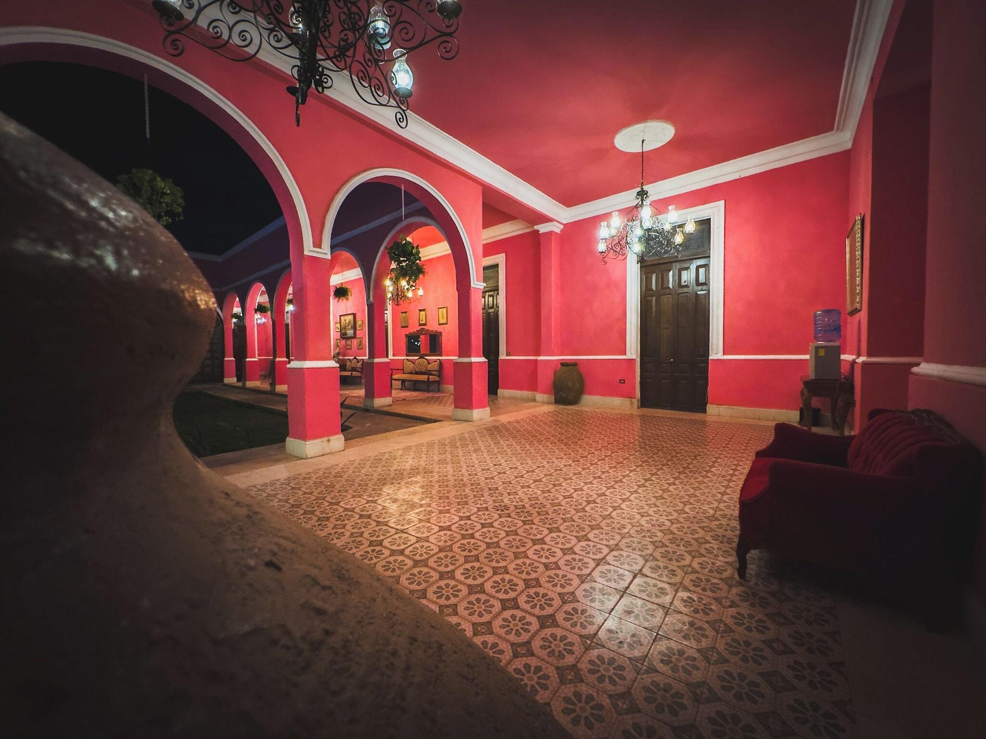 Vista Exterior La Casa Rosa Imperial