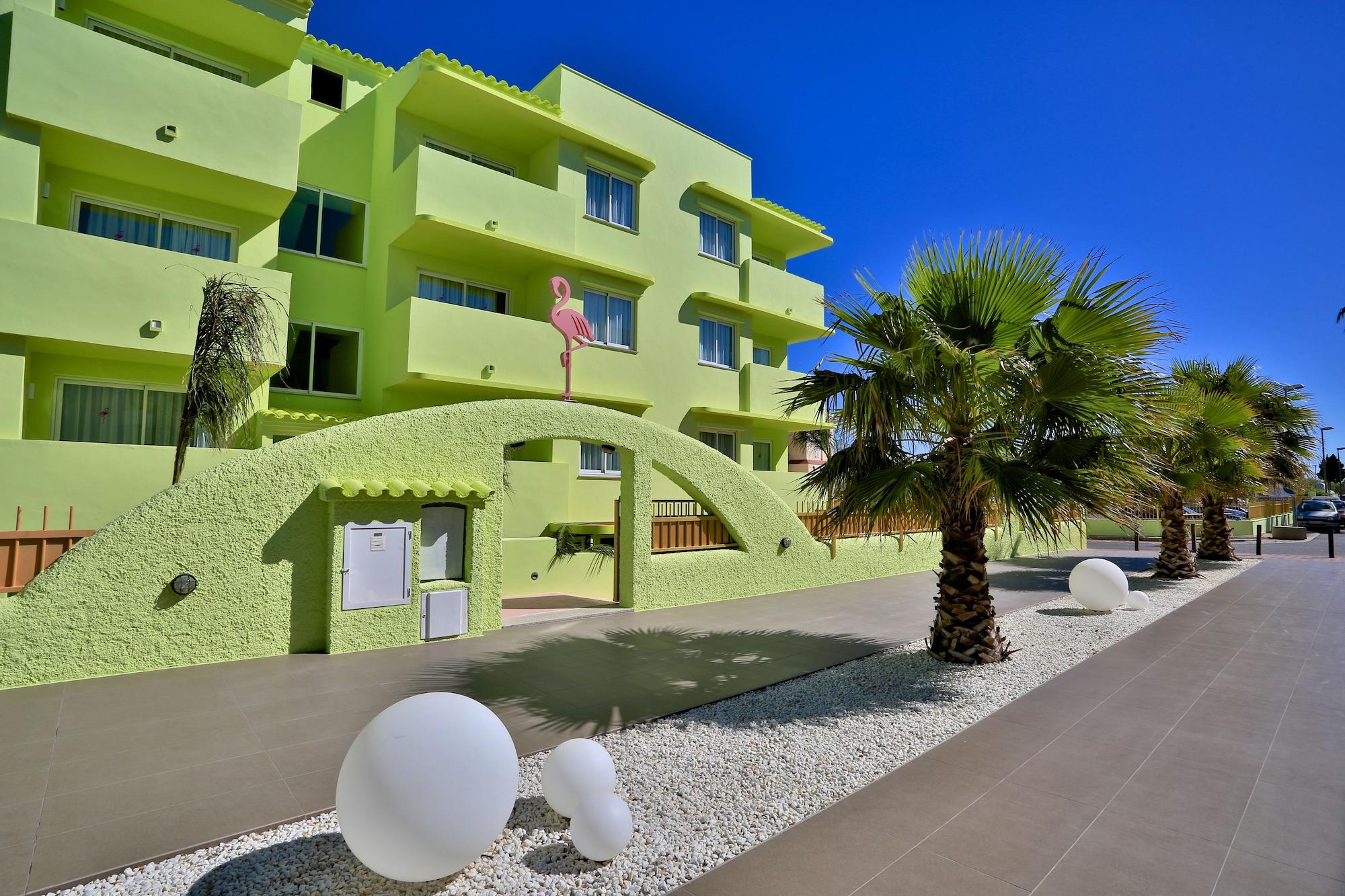 Vista Exterior Tropicana Ibiza Suites - Adults Only