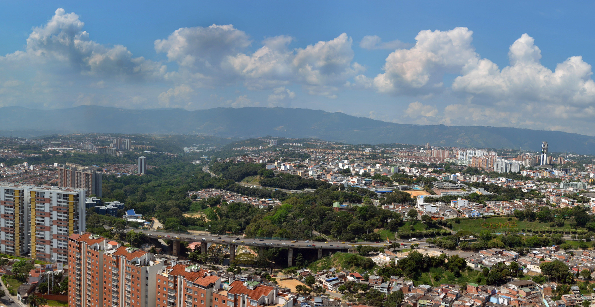 Vista Lobby Holiday Inn Bucaramanga Cacique by IHG