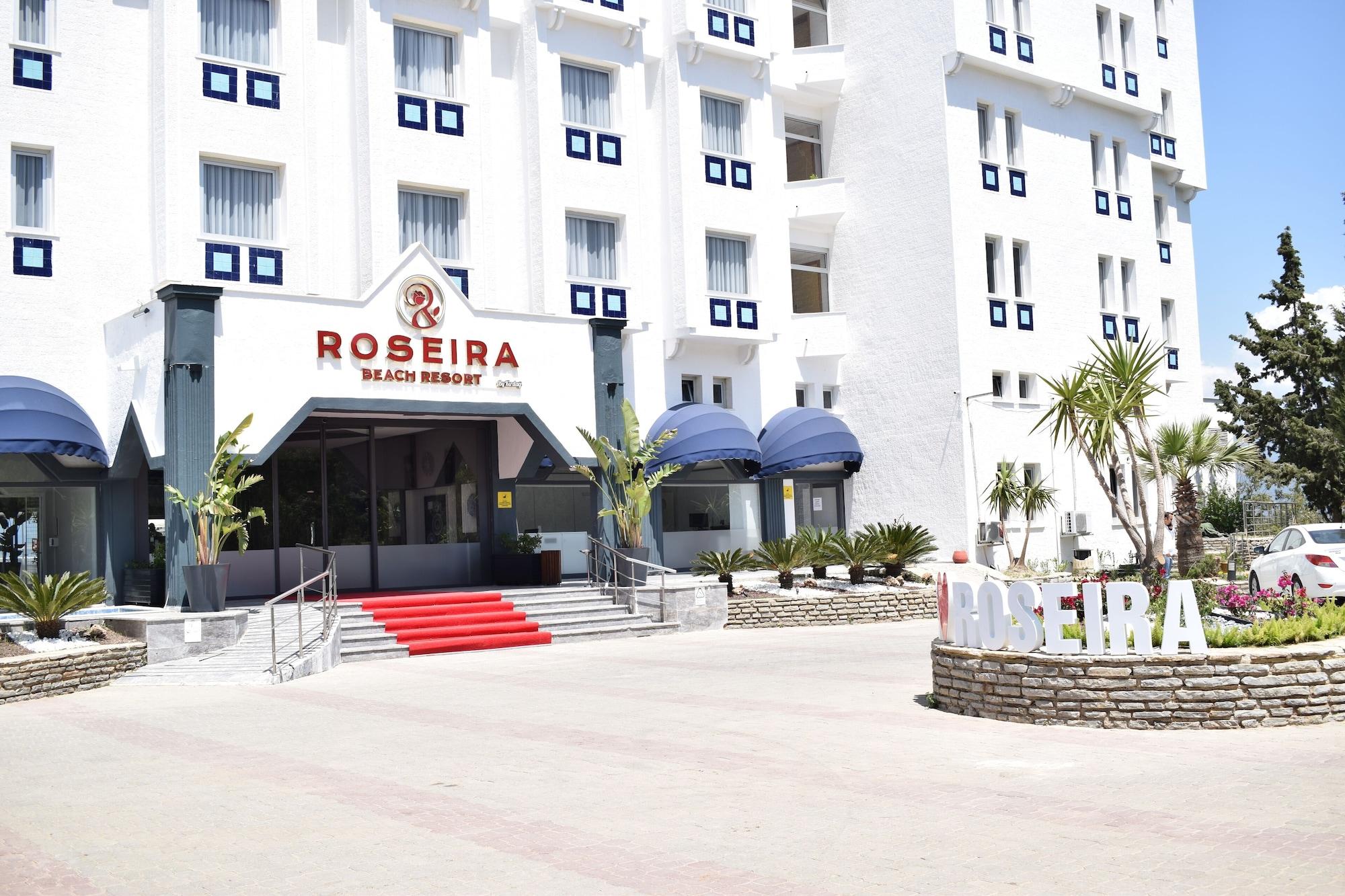 Vista Exterior Roseira Beach Resort