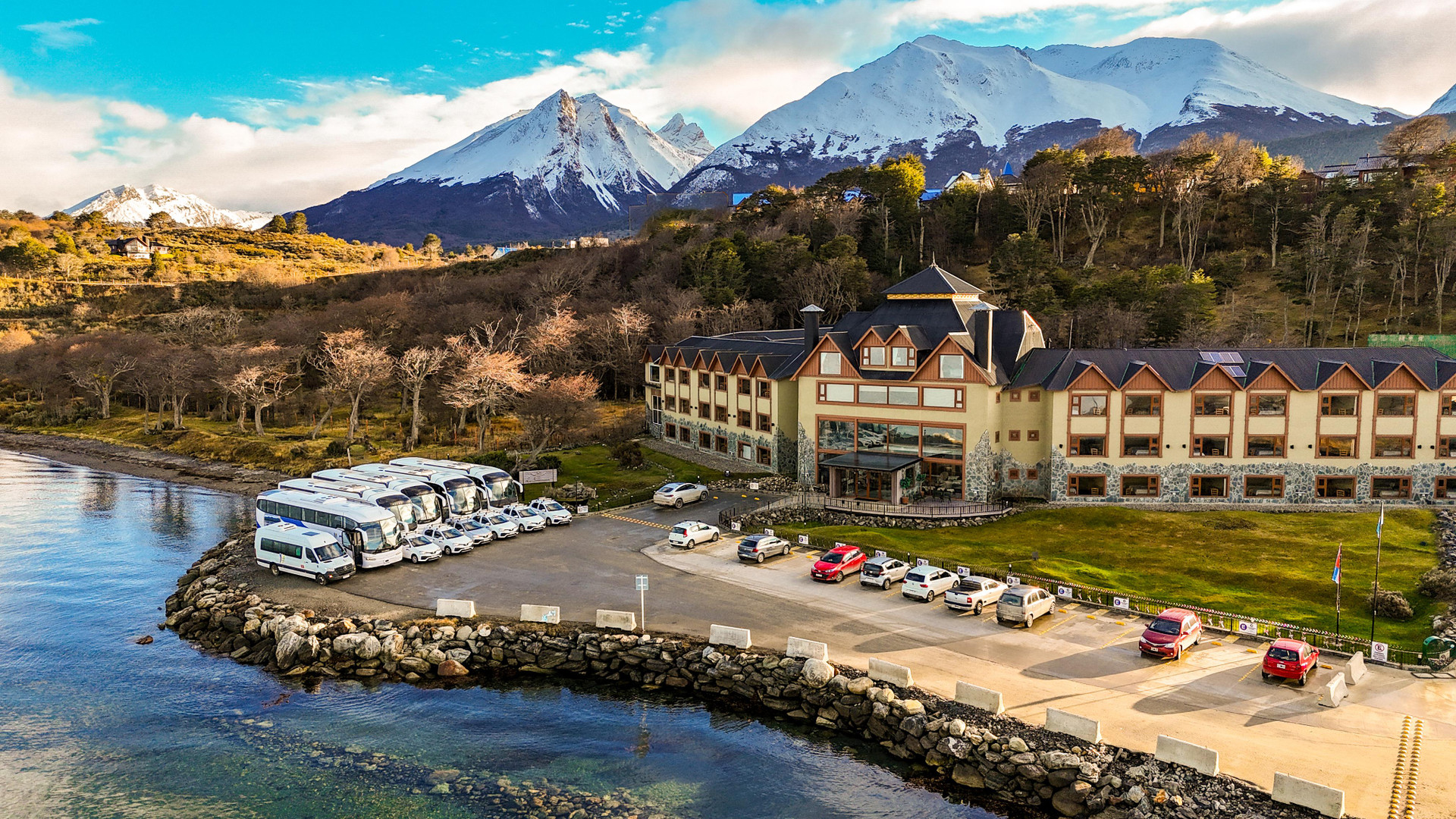 Vista Exterior Los Yamanas Hotel & Health Club